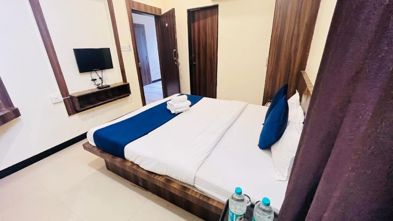 Hotel Ashoka Palace Ujjain Exterior foto